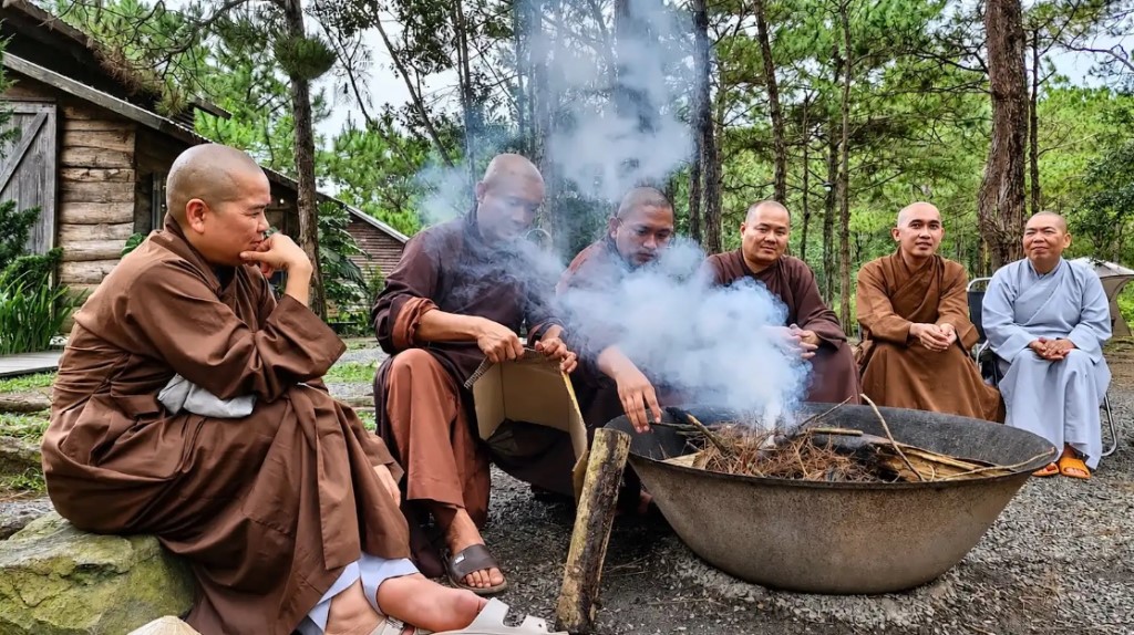 thay tanh tu_doi thong phuong boi_doi thong phuong boi_nguoiphattu_com6.jpg